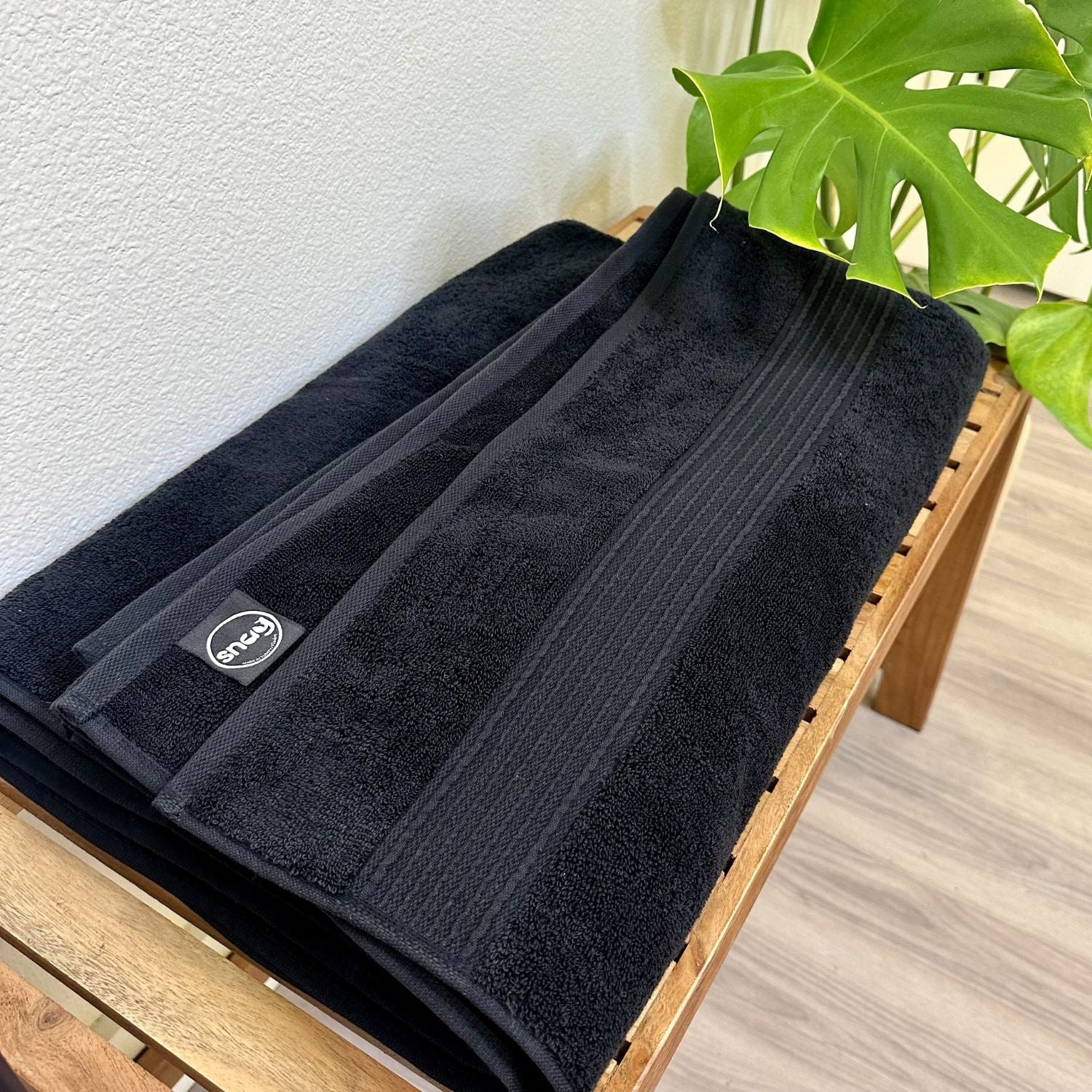 Big Softee Towel - Black - Image 2