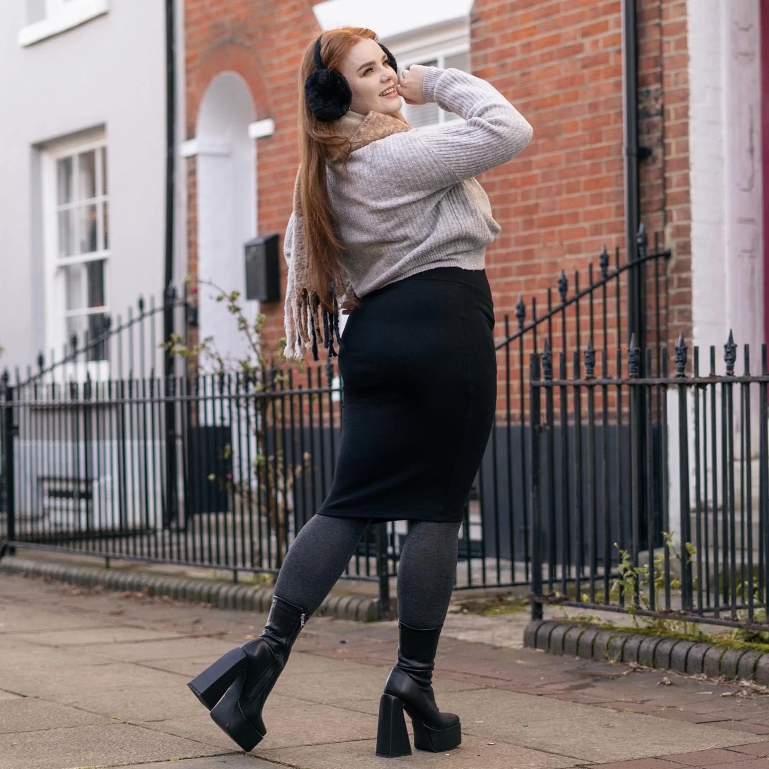 Pencil Skirt - Black (V2) - Image 5