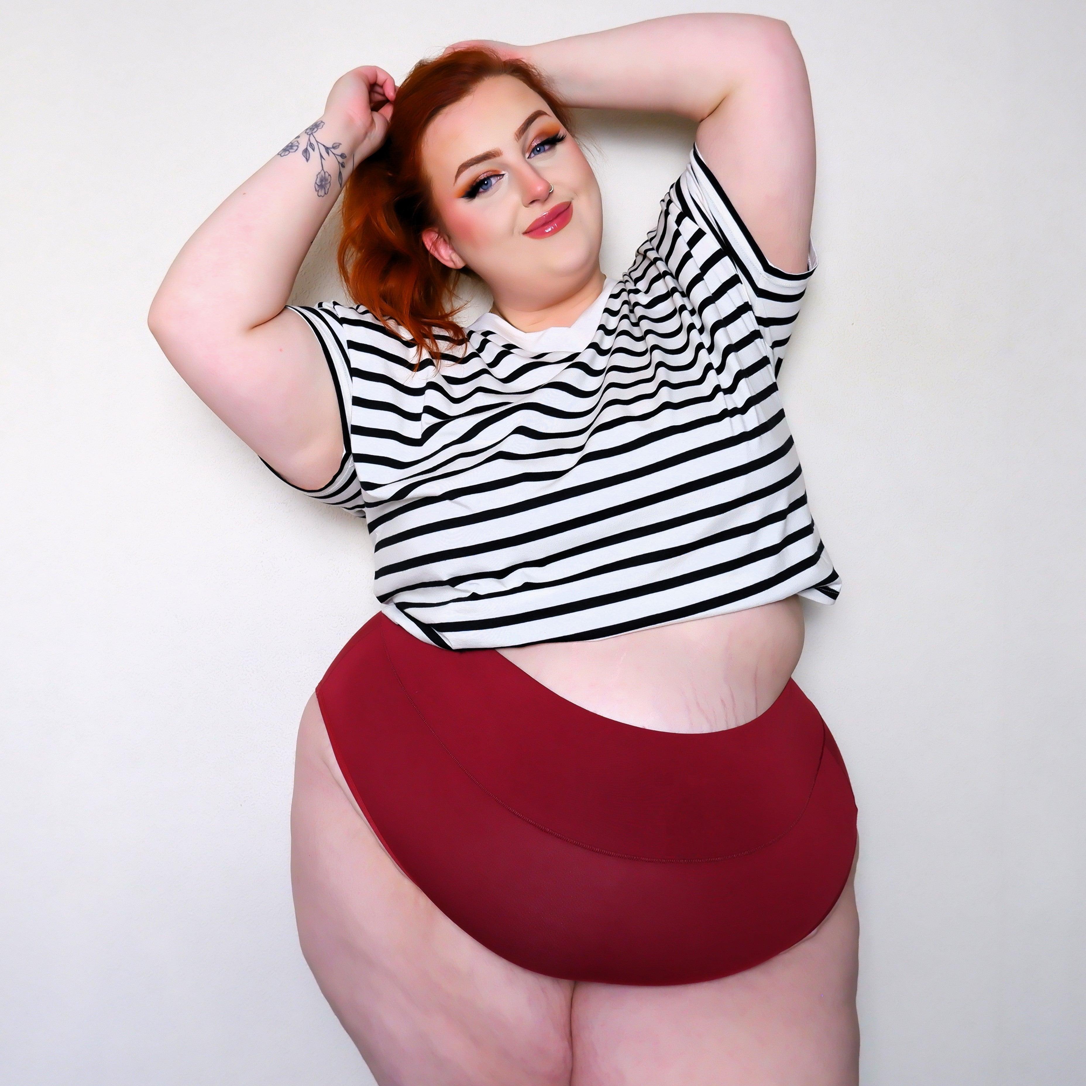 Organic Cotton Super High Leg Knickers - Blood red - Image 3